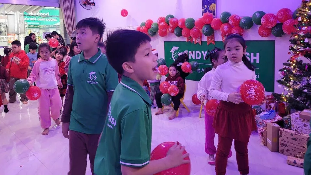 tham gia sự kiên sôi động tại trung tâm anh ngữ Andy English
